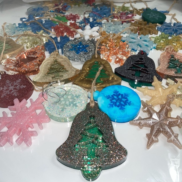 5 pack Handmade Resin unbreakable Ornaments - Picture 4 of 5